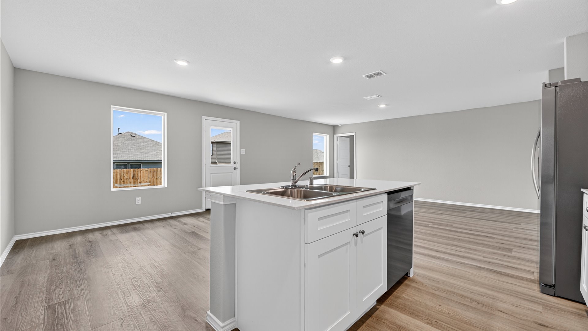 Kitchen with island