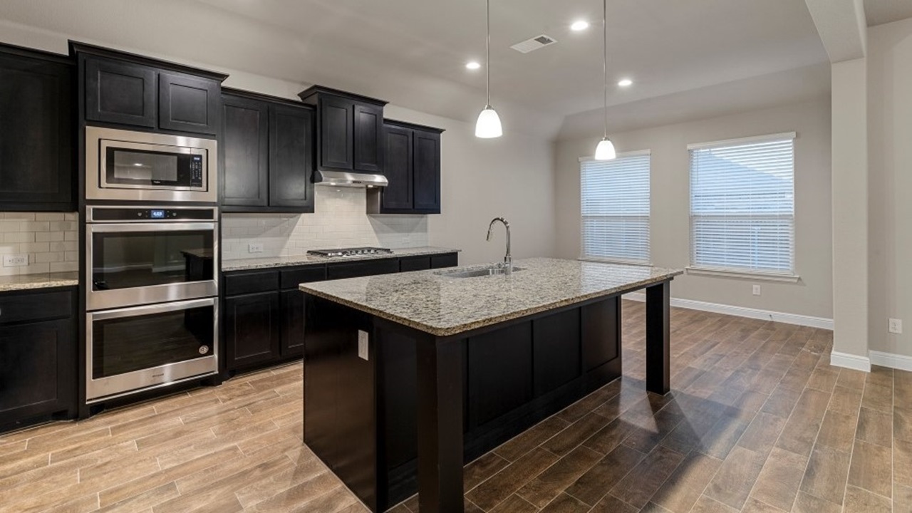 514 Edin Ranch Houses For Sale in Arlington, TX | Eden Ranch | D.R. Horton