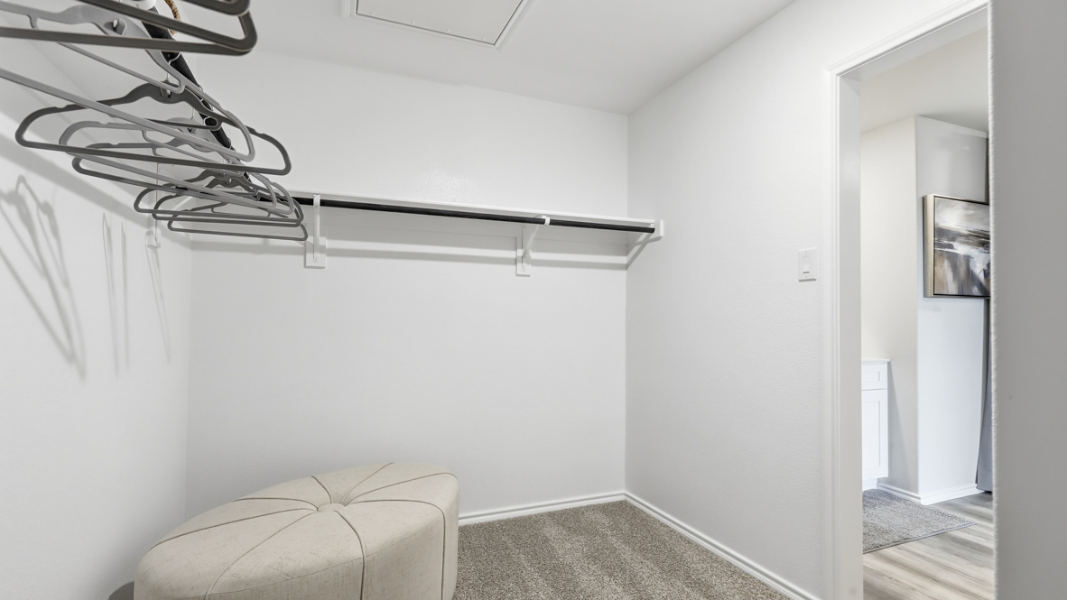 Walk-in closet
