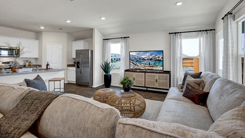 Swenson Heights Lakeway Living Room and Kitchen