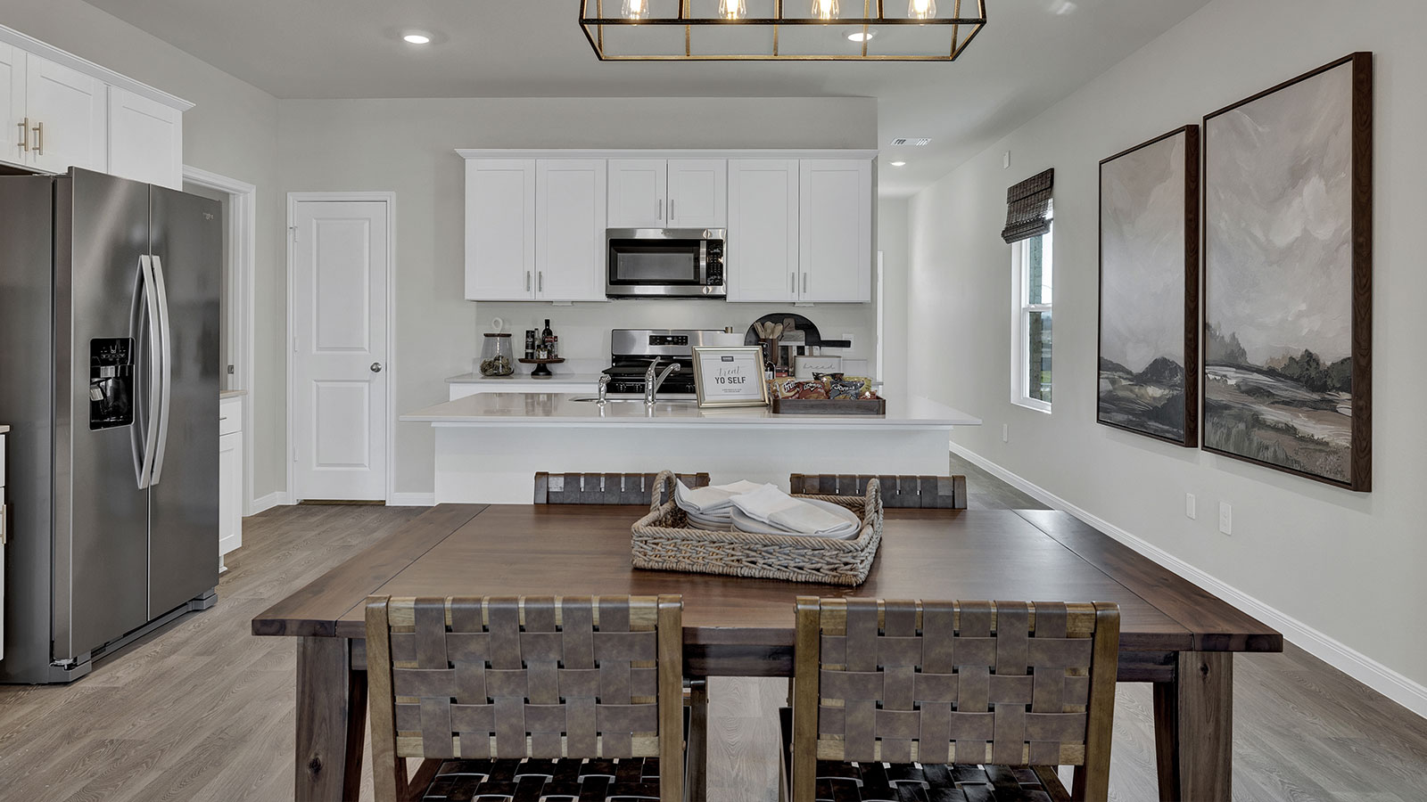 Whisper South Hanna Dining Kitchen