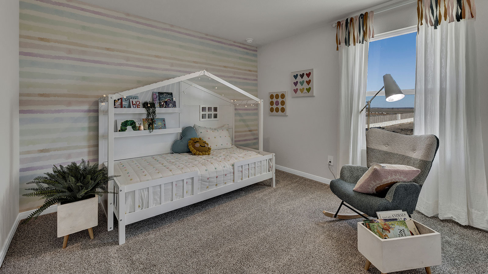 Whisper South Hanna Bed 2