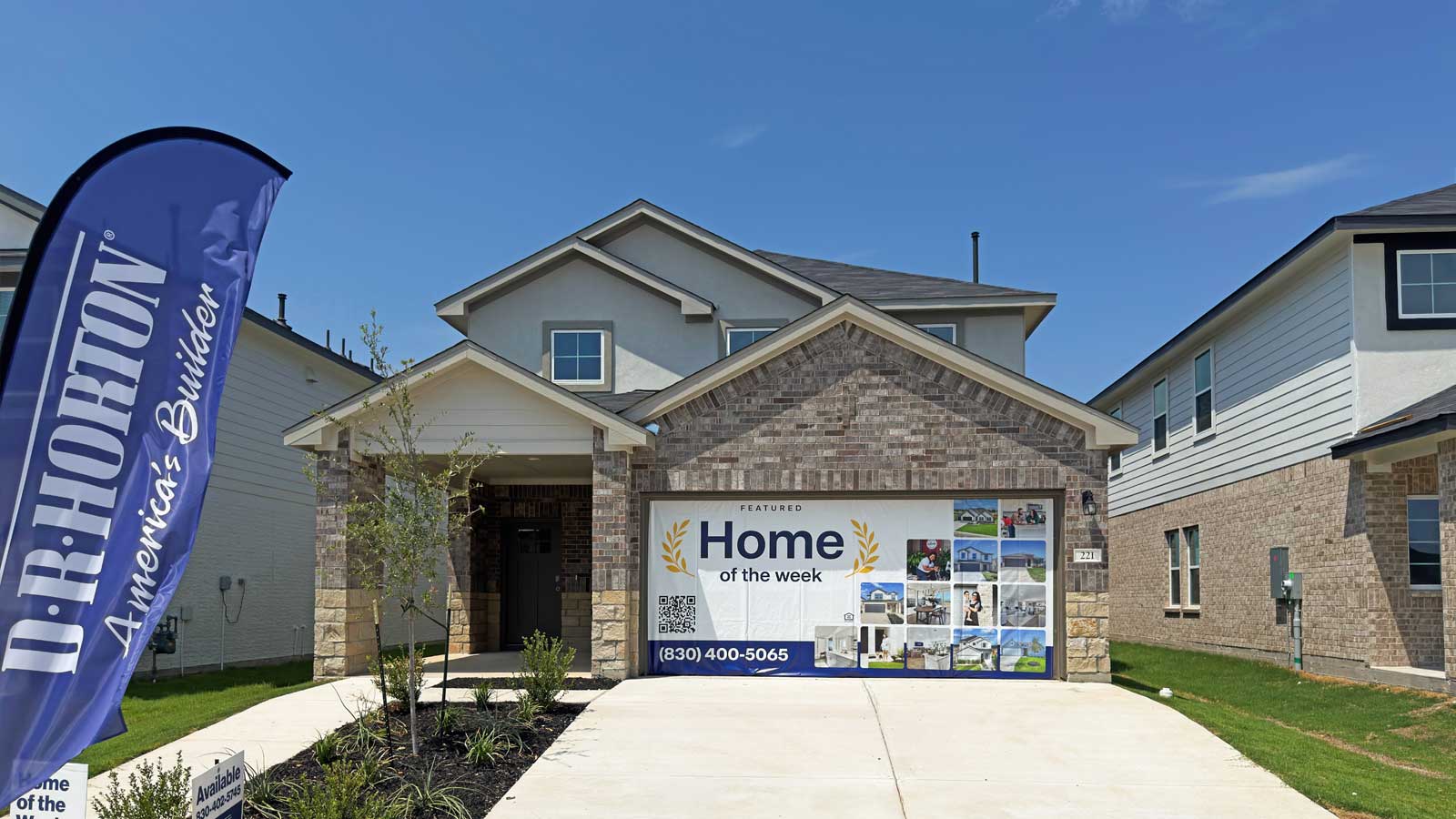 221 Raymondville Path exterior