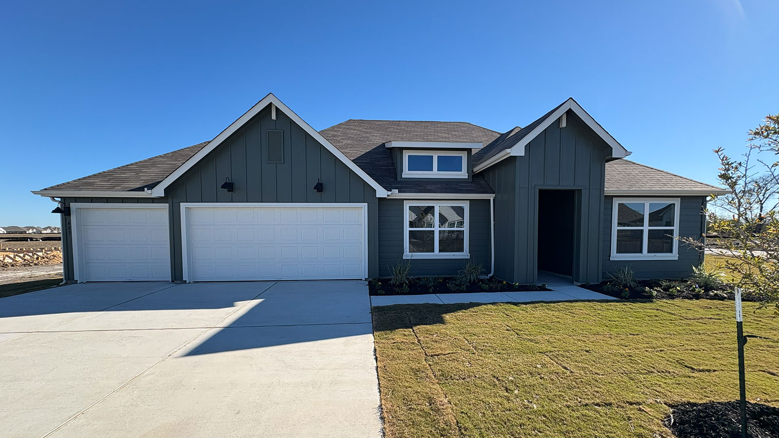 Garland Floorplan Exterior Photo 4 bedroom 2 bath One Story