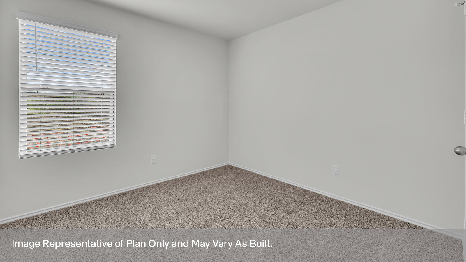 Secondary bedroom with carpeting and one window.