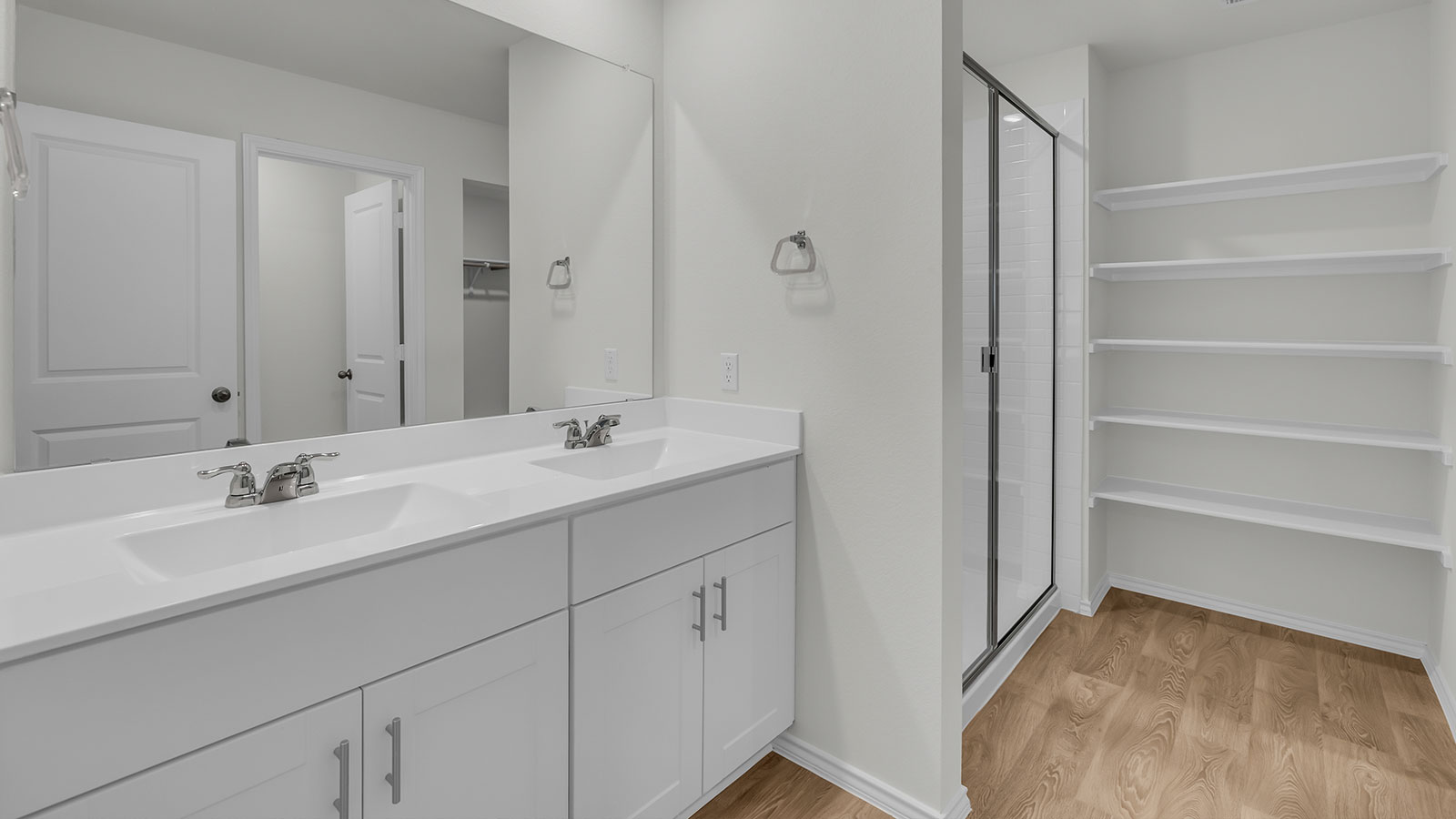 main bath with double vanity