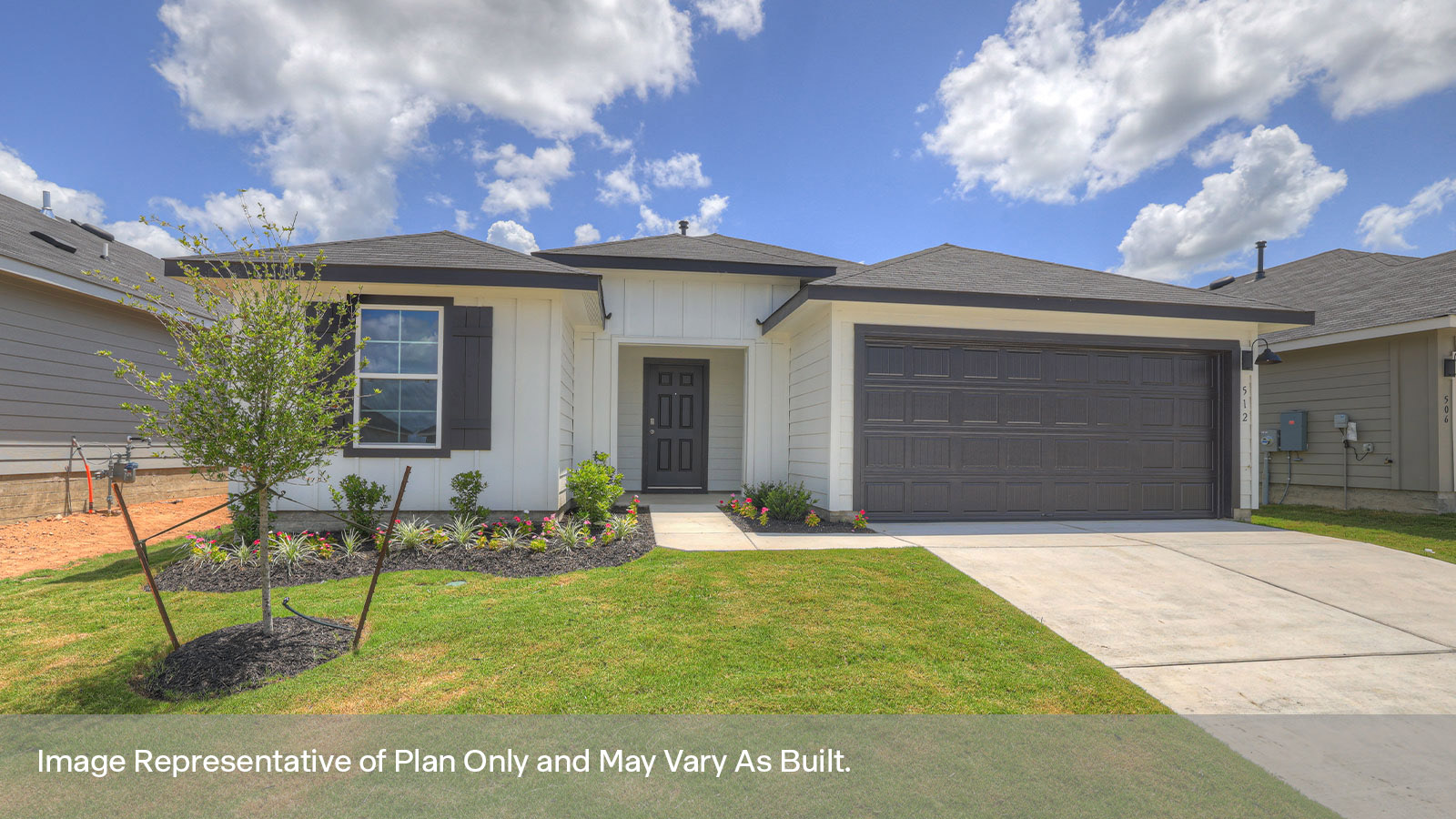 Single-story farmhouse Denton floorplan J elevation.