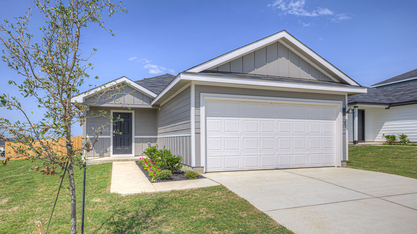 101 Howard Dr exterior