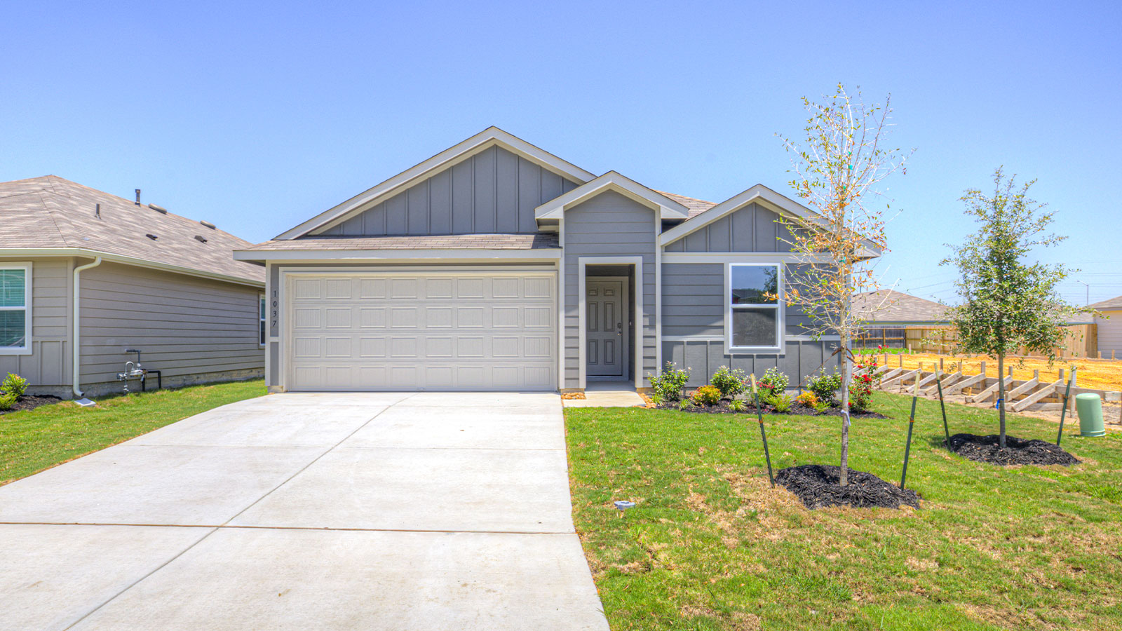 1037 Seedling Ln exterior