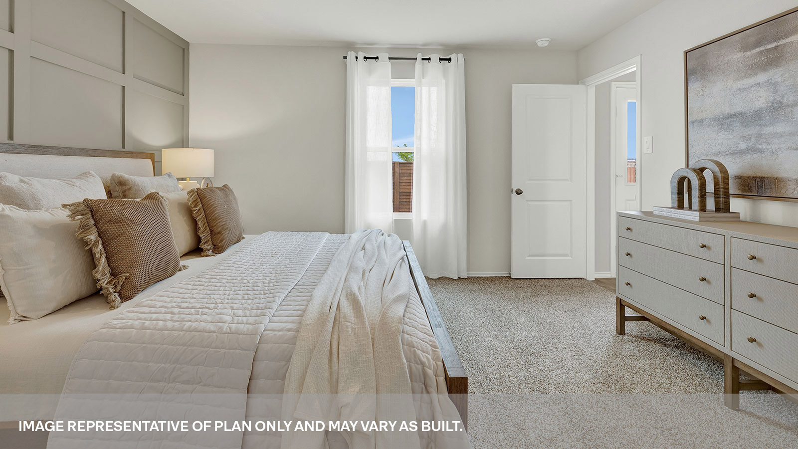 Main bedroom with carpeting and one window.