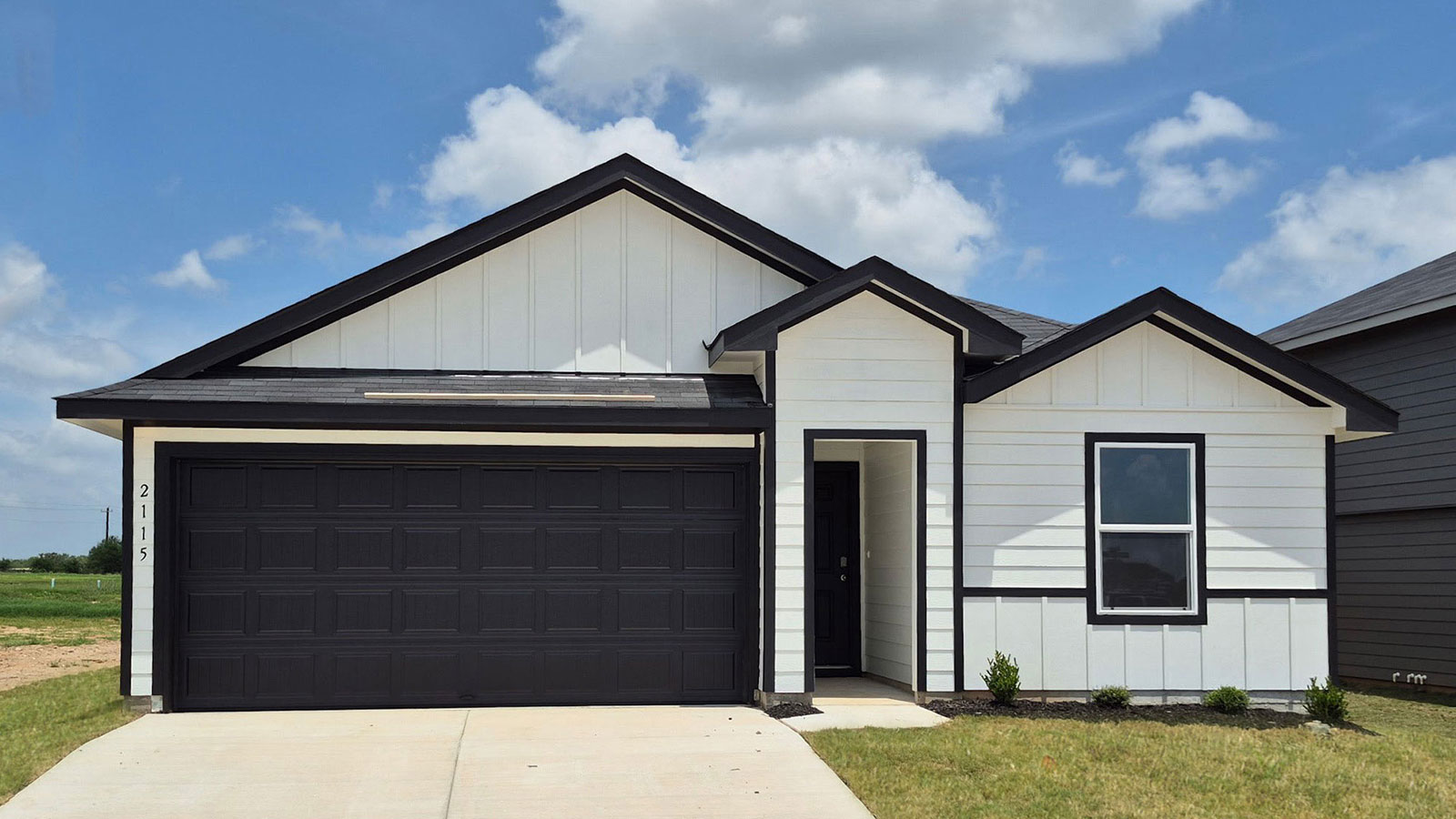 2115 Windflower Ln exterior