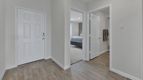 125 Silent Bird Model Entryway