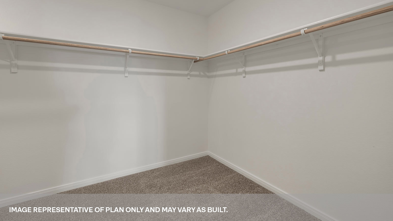 Main bedroom walk-in closet