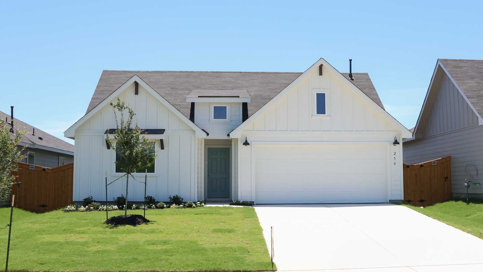 4 bed home at 256 Flora Vista St