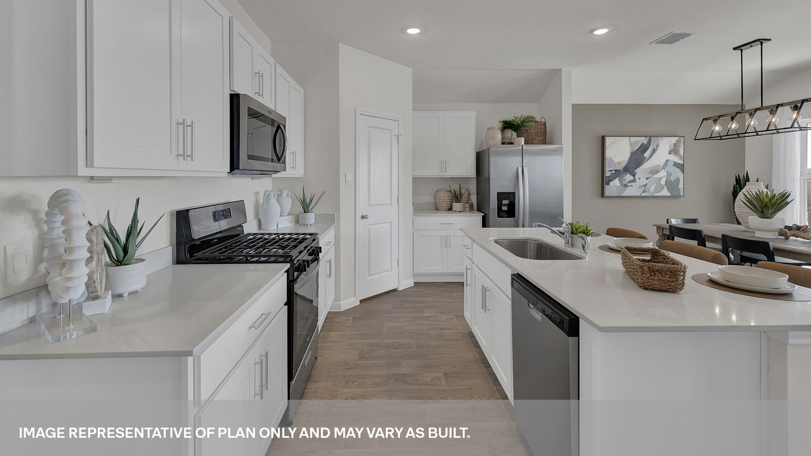 125SilentBird_X40I_Irvine_F Kitcheninglivingdining