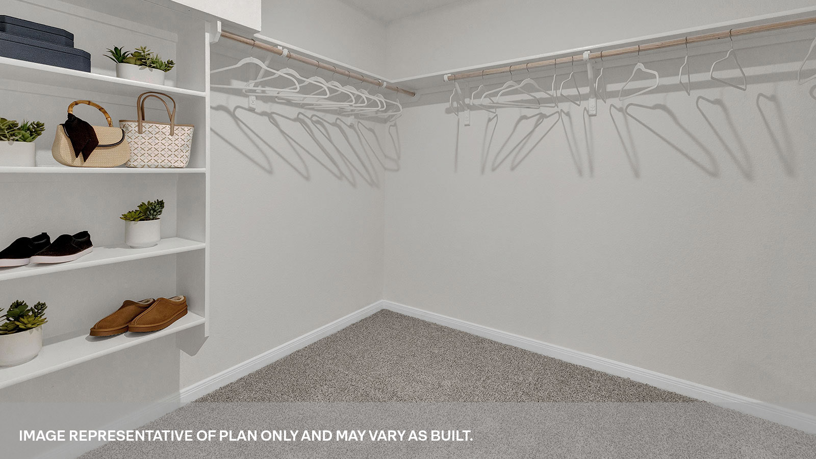 125SilentBird_X40I_Irvine_F Bath1 Closet