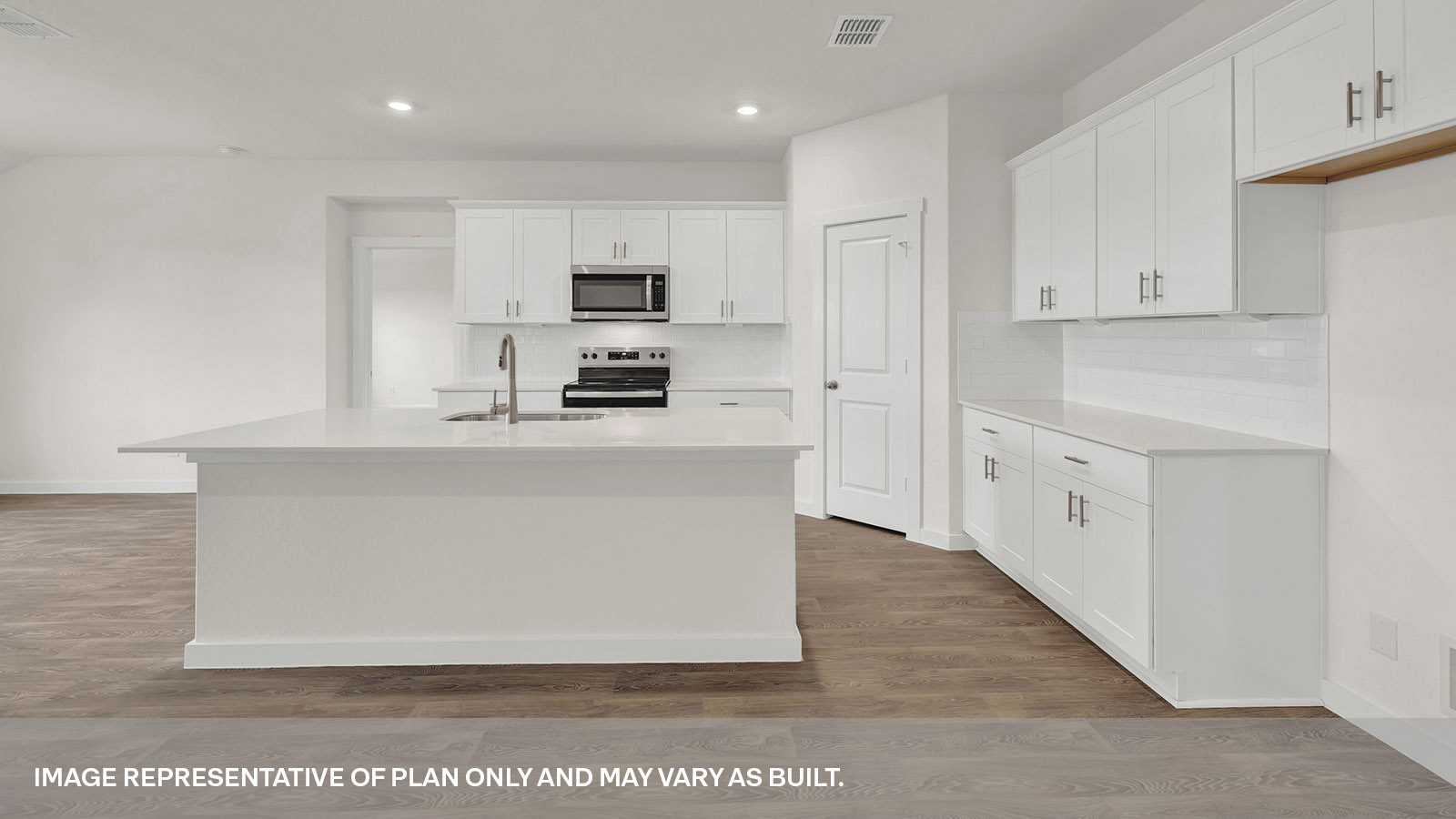 Sonoma Oaks  Courtland Floorplan Kitchen and Kitchen Island