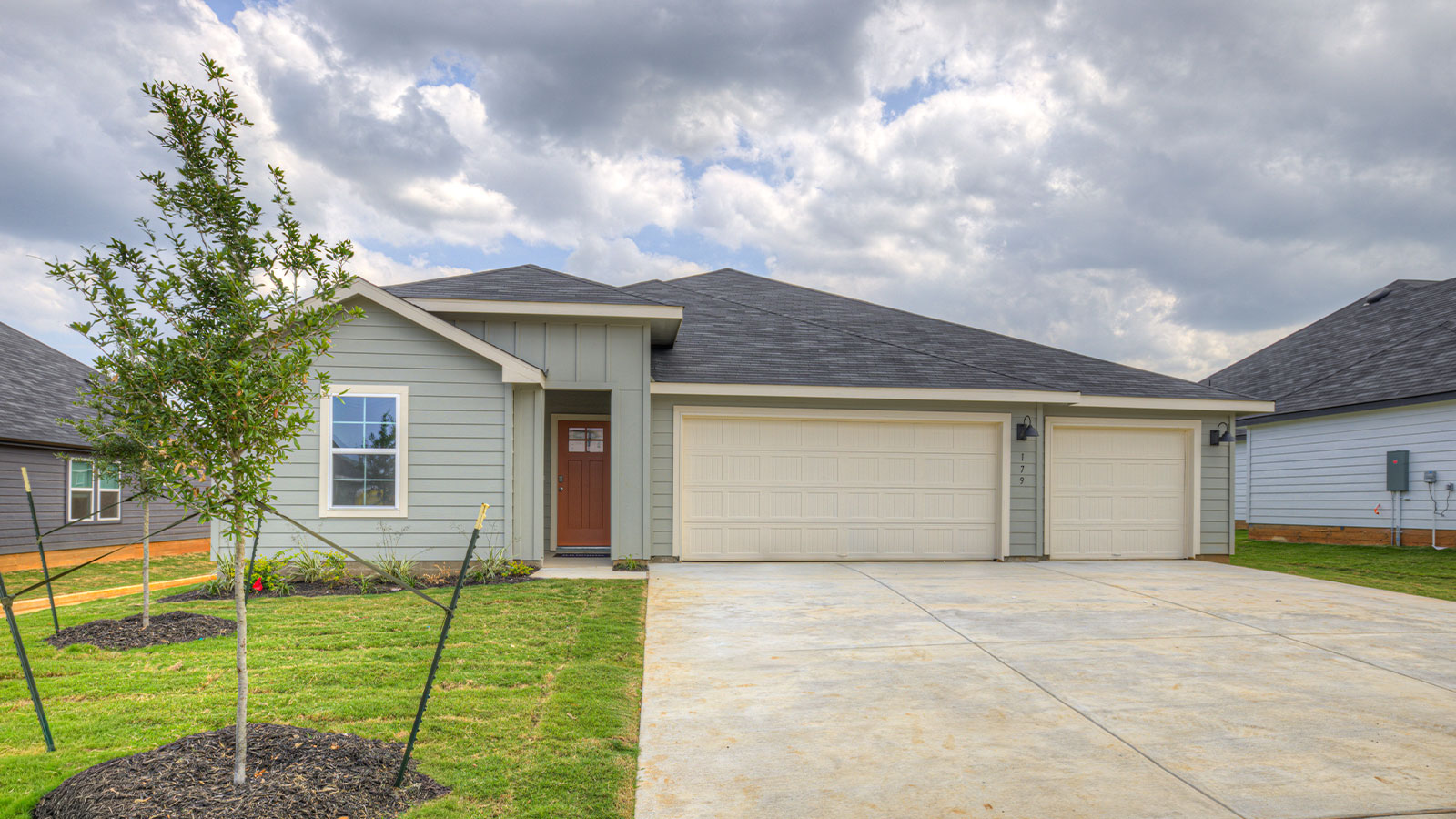 179 Teal St exterior