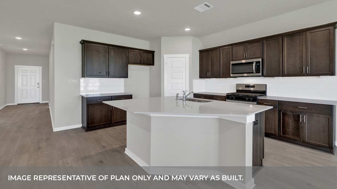 Sonoma Oaks Frisco Floorplan Kitchen and Front Door