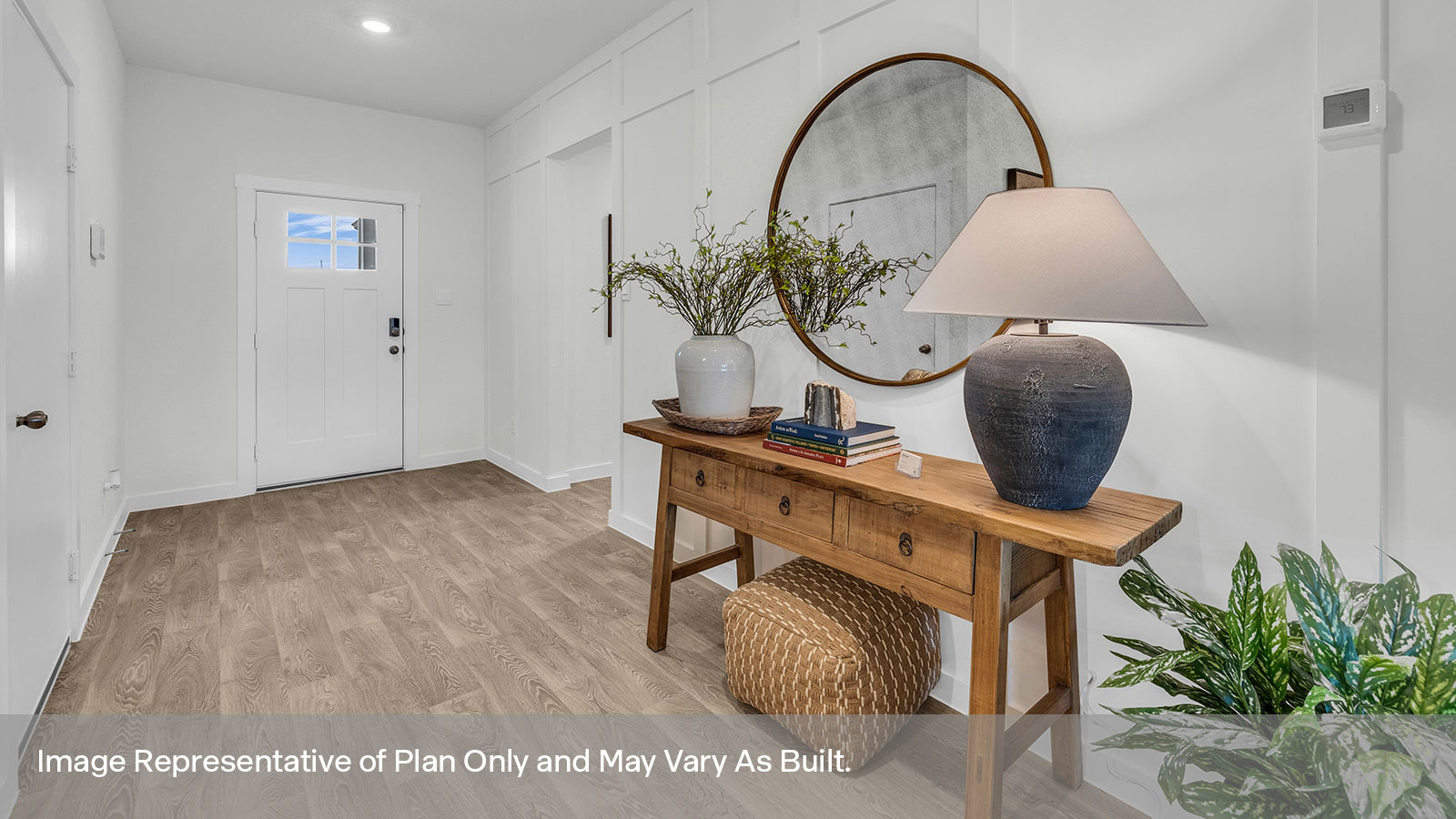 Sonoma Oaks Irving Floorplan Entry and Hallway