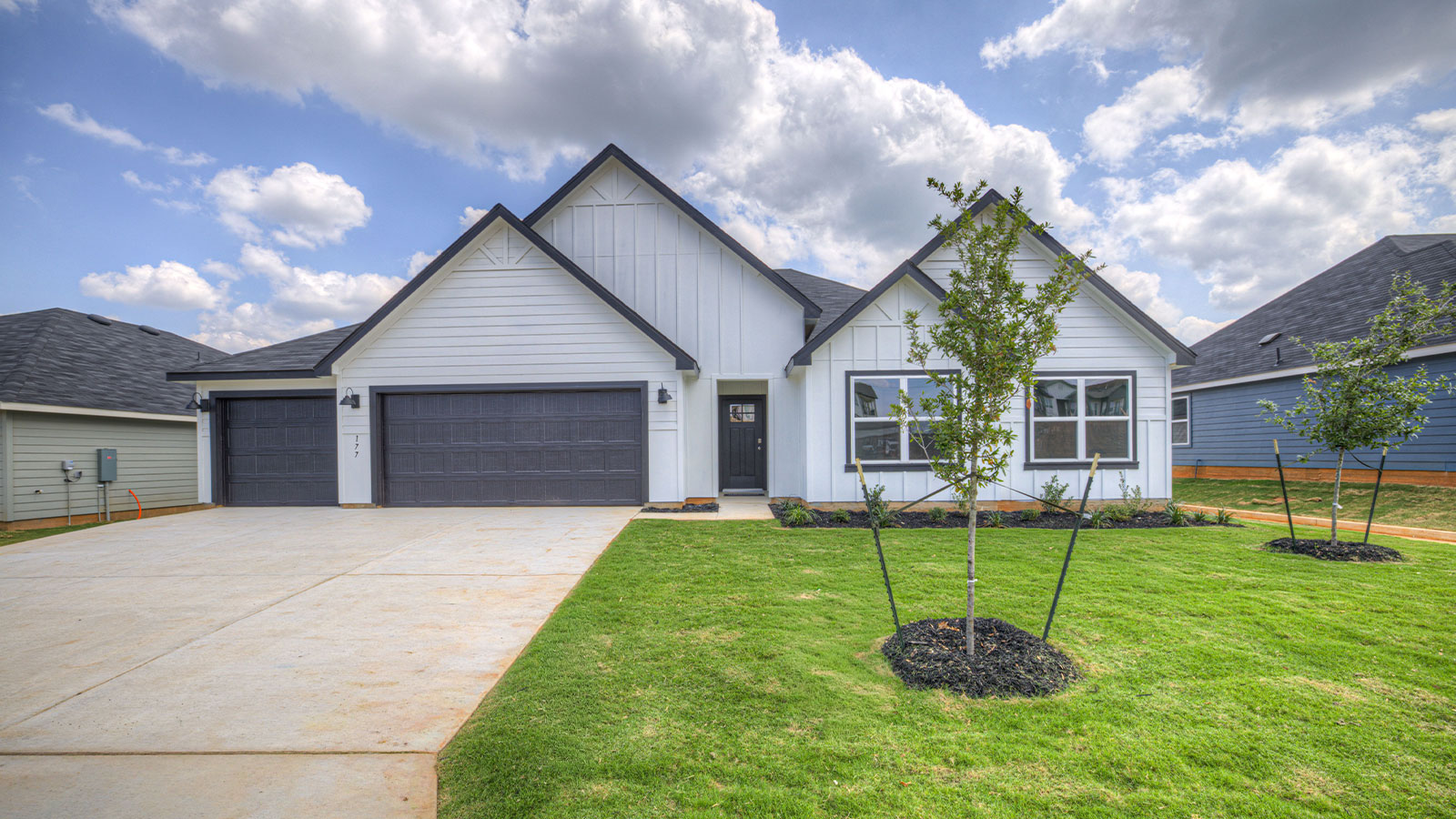 5 bed home at 177 Teal St
