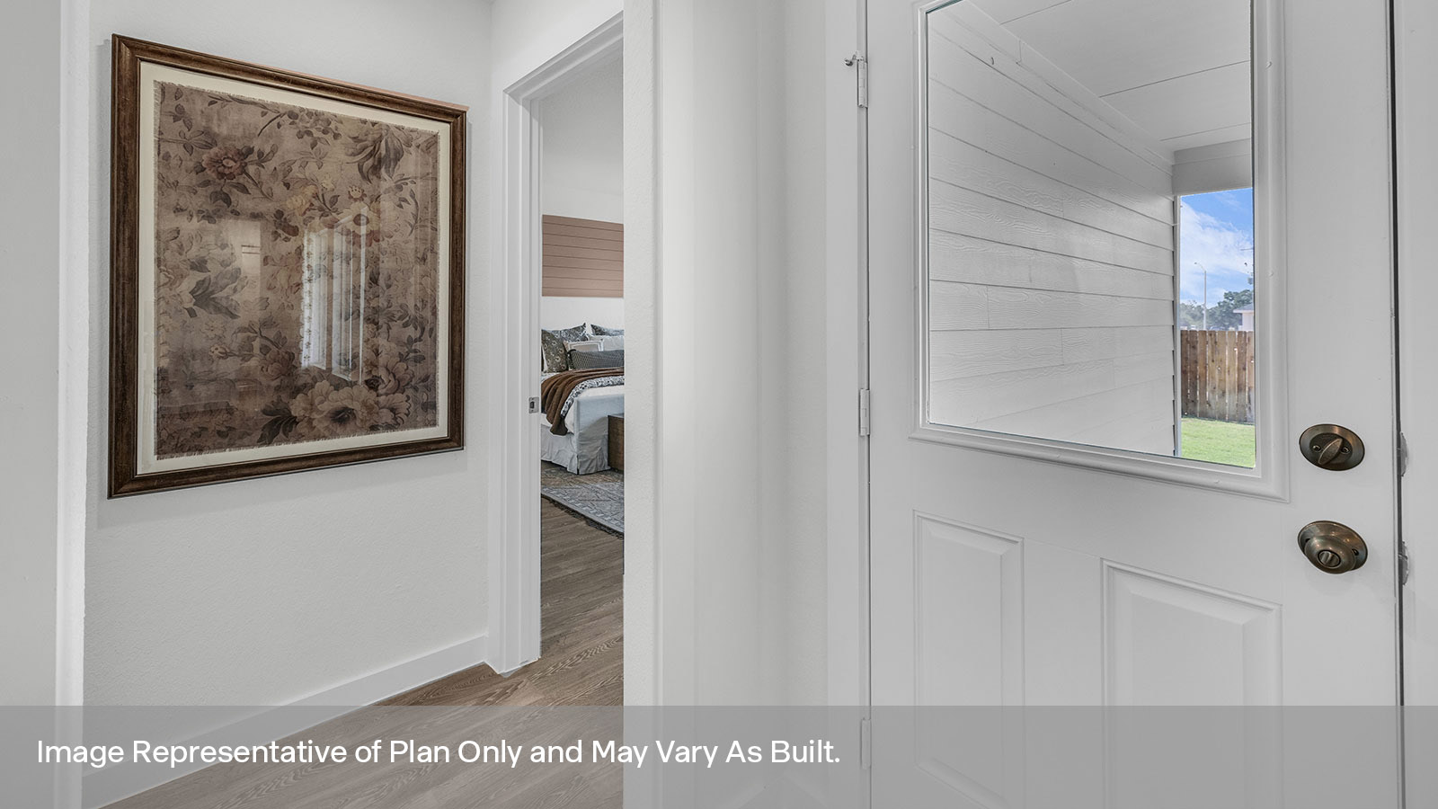 Hall way to Main Bed