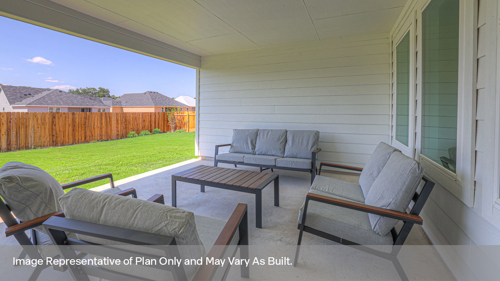 Sonoma Oaks Irving Floorplan Back Patio and Yard