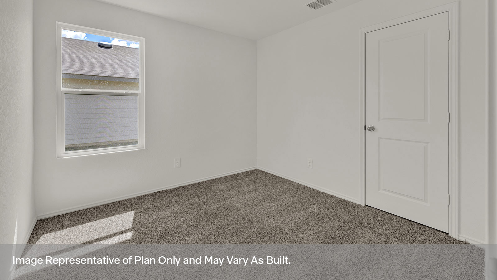 Bed 4 with carpeting and a closet