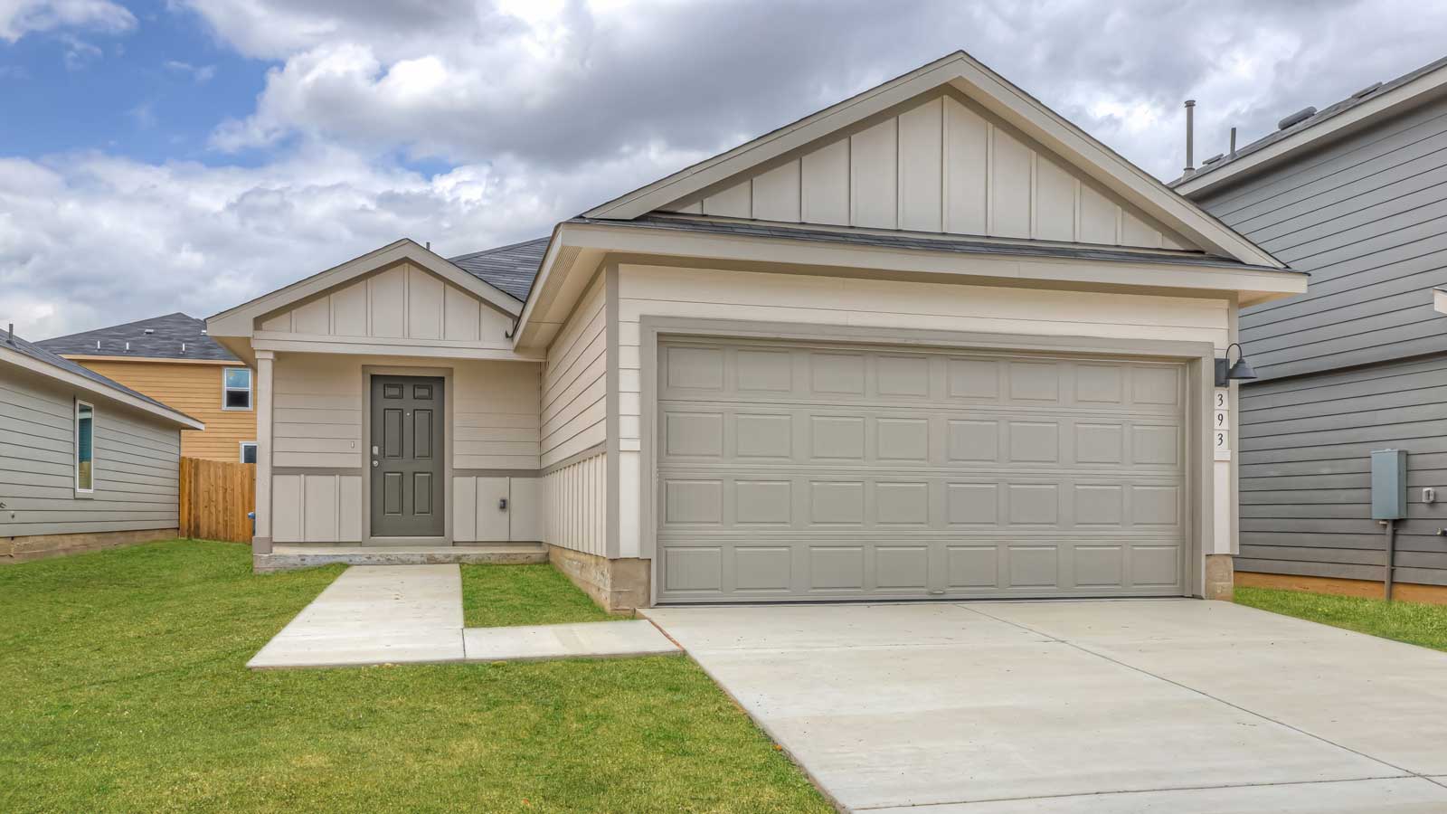 393 Low Pasture Trl exterior