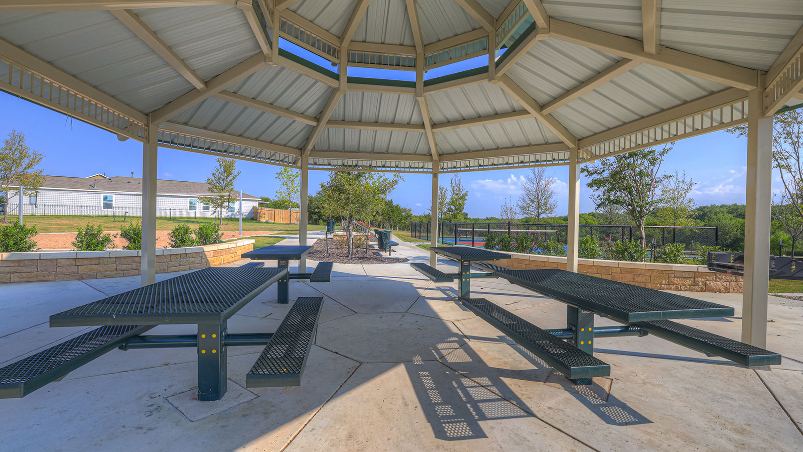 Sunset Oaks Community Pavilion and benches.