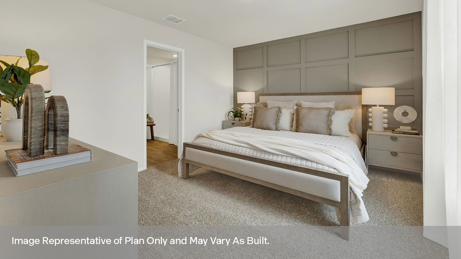 Main bedroom with carpeting and one window.