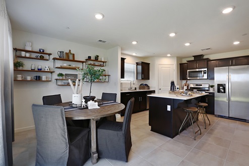 Open style kitchen and dining space