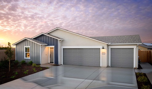 Coolidge exterior with 3-car garage