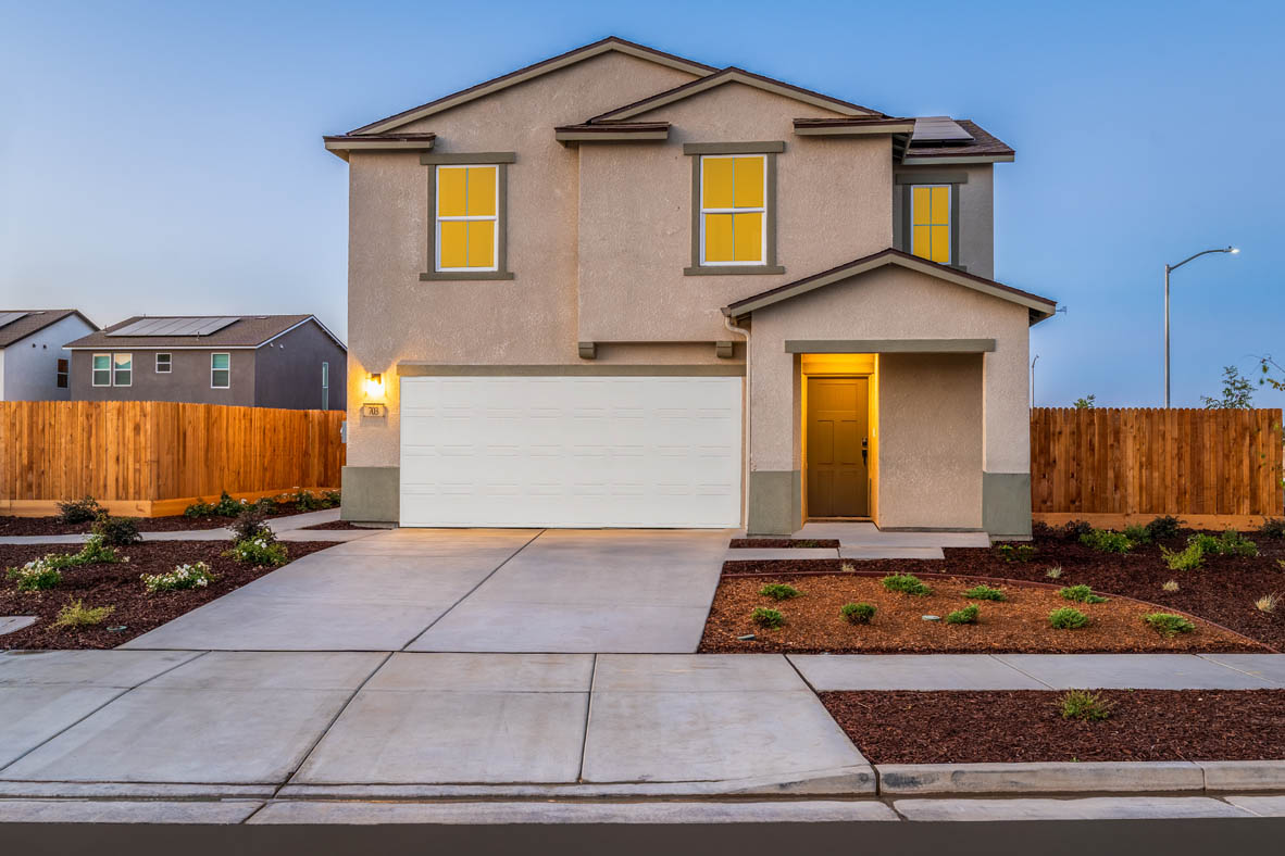 New Homes in Pacheco Pointe III Los Banos, CA D.R. Horton
