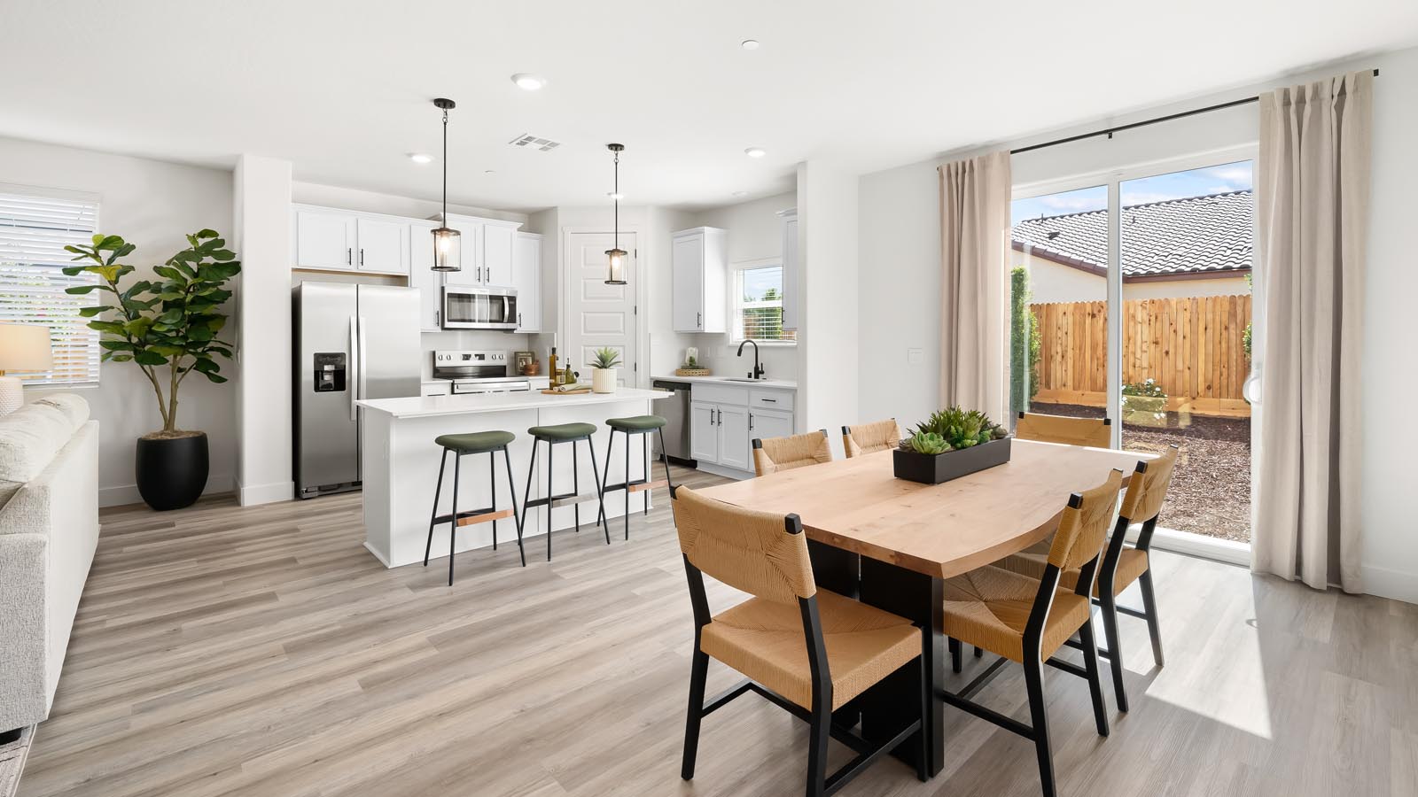 open concept dining room and kitchen