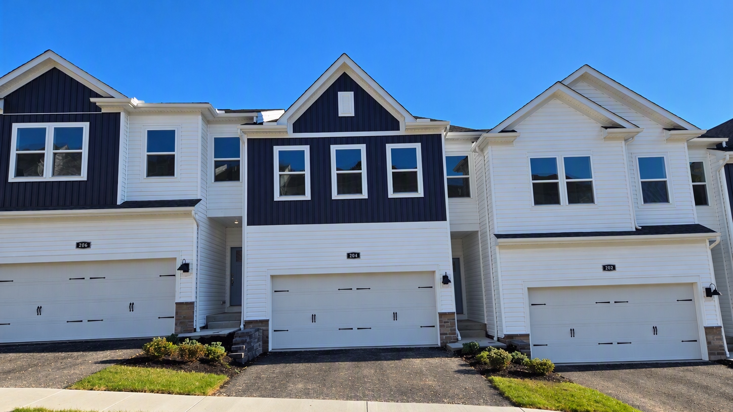 204 Paddock Lane exterior