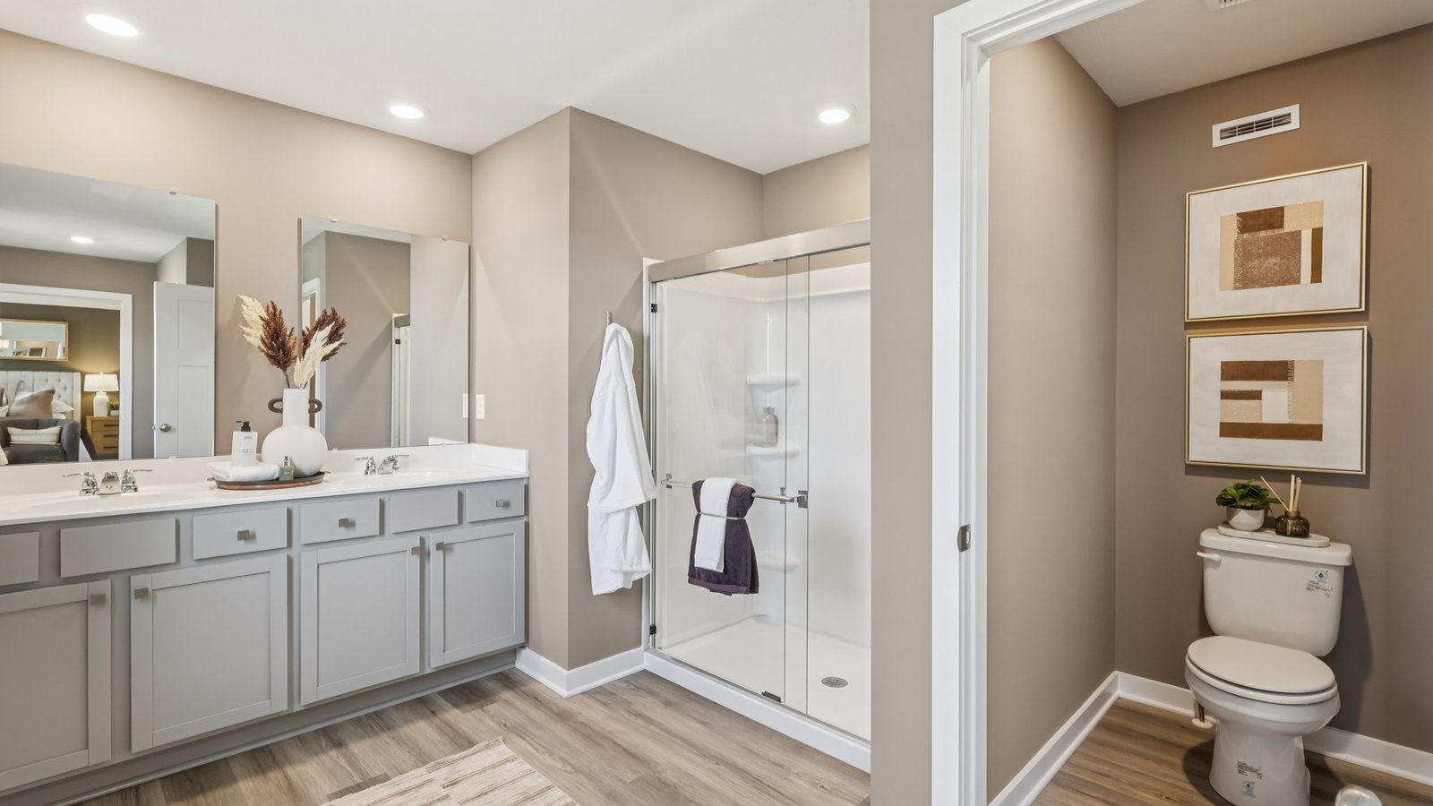 Primary ensuite bathroom