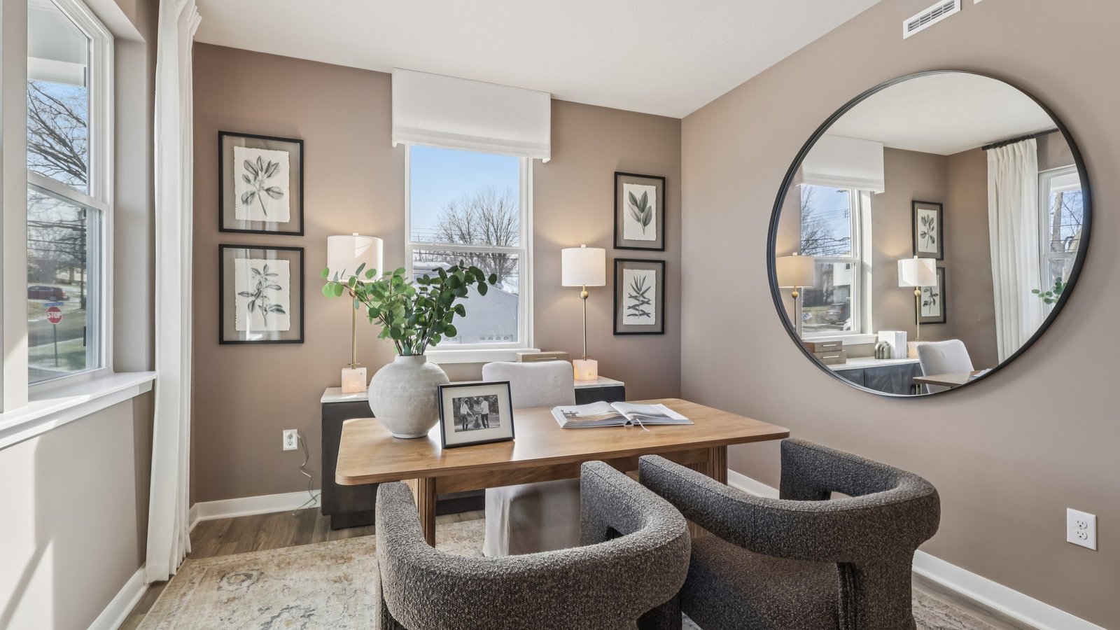 Flex room off of entry