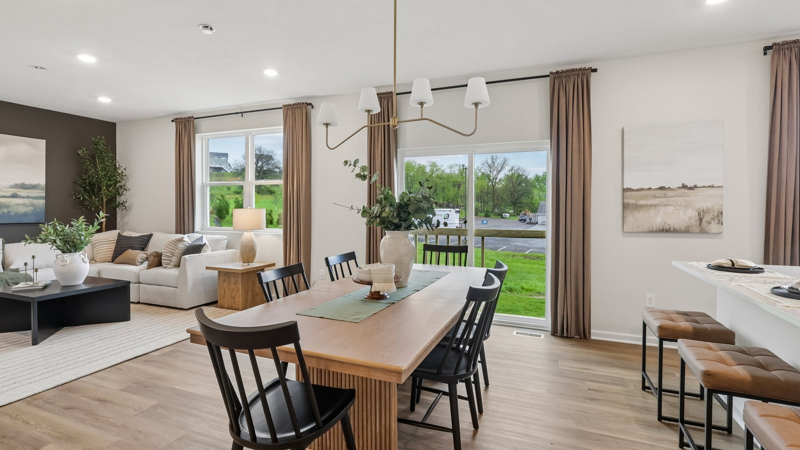 Penwell dining space between living room and kitchen
