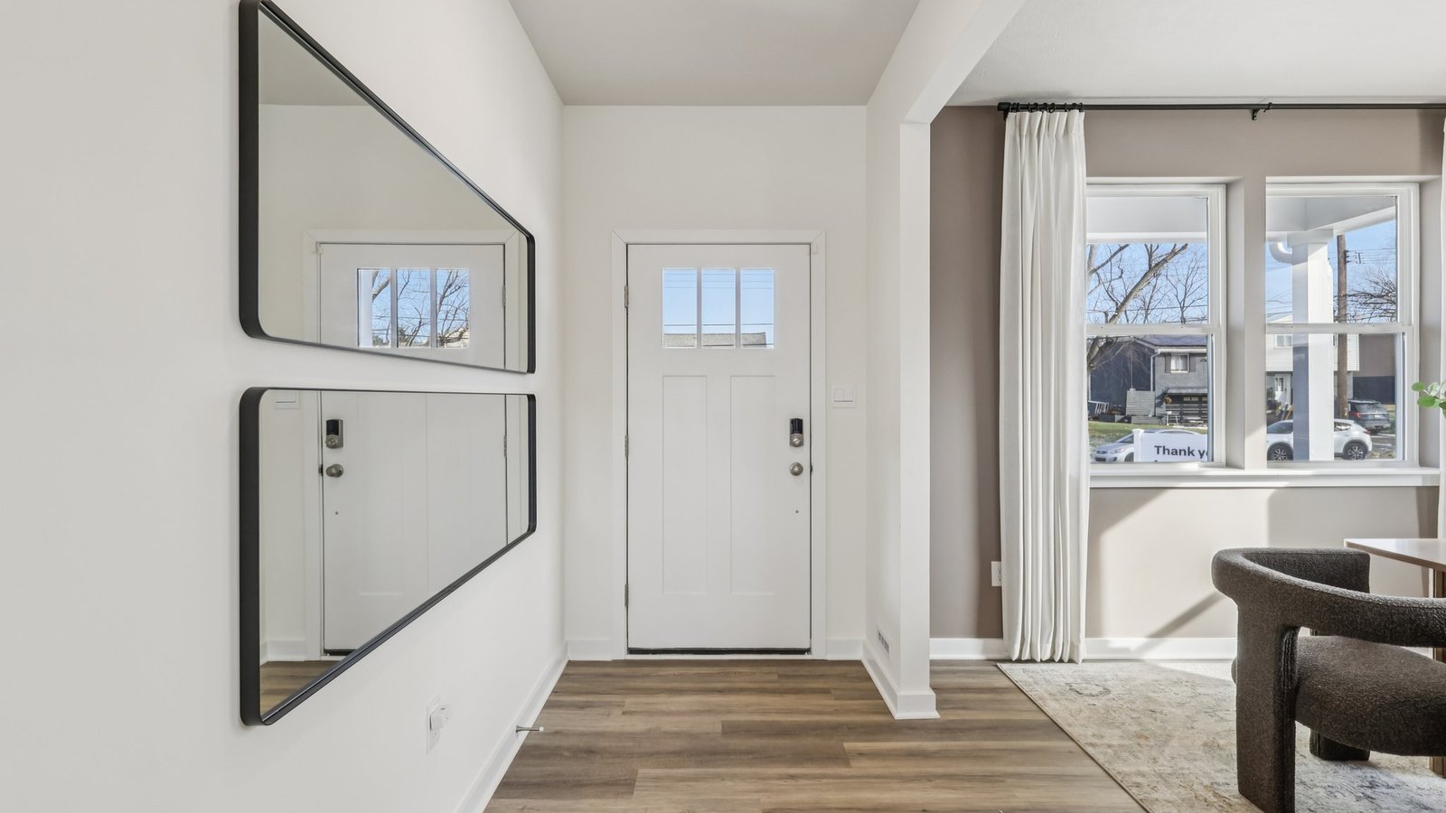 Entry way with a flex room