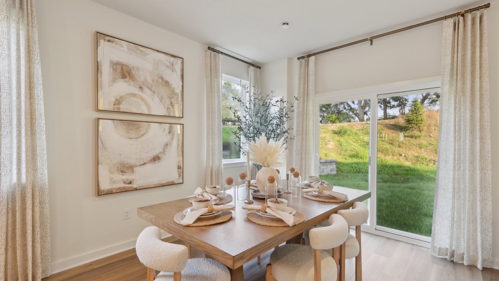 Dinette area with sliding glass door