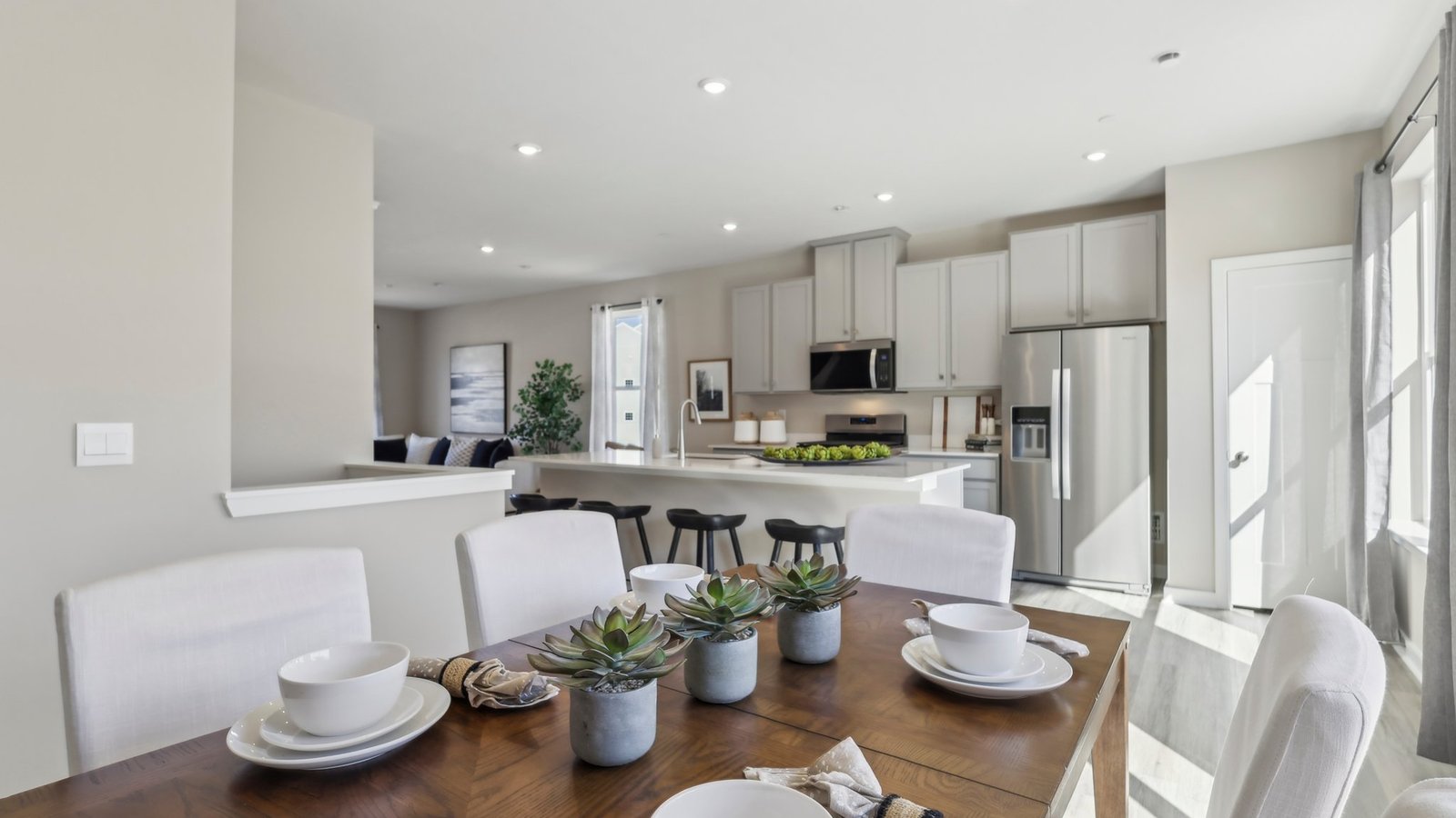 Dining area off of kitchen