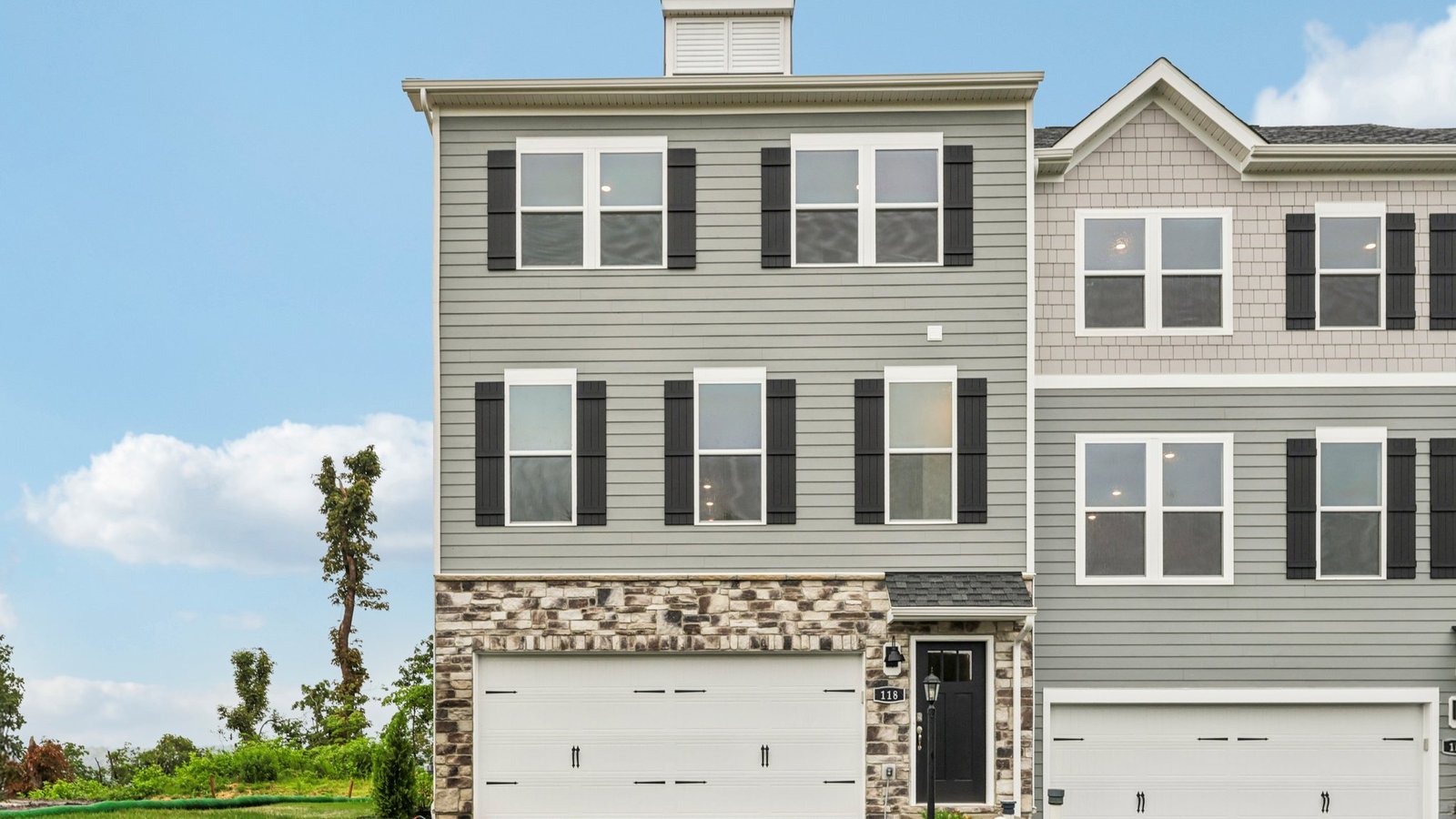 142 River Ridge Drive exterior
