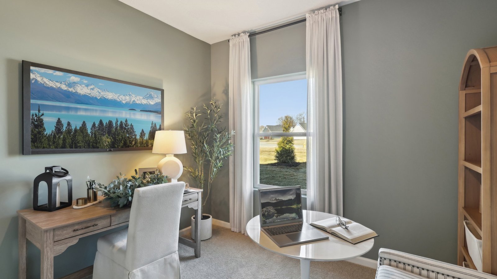 Secondary bedroom with window