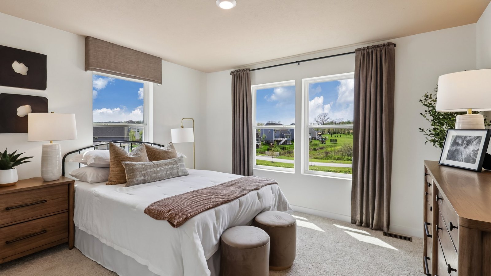 Second bedroom