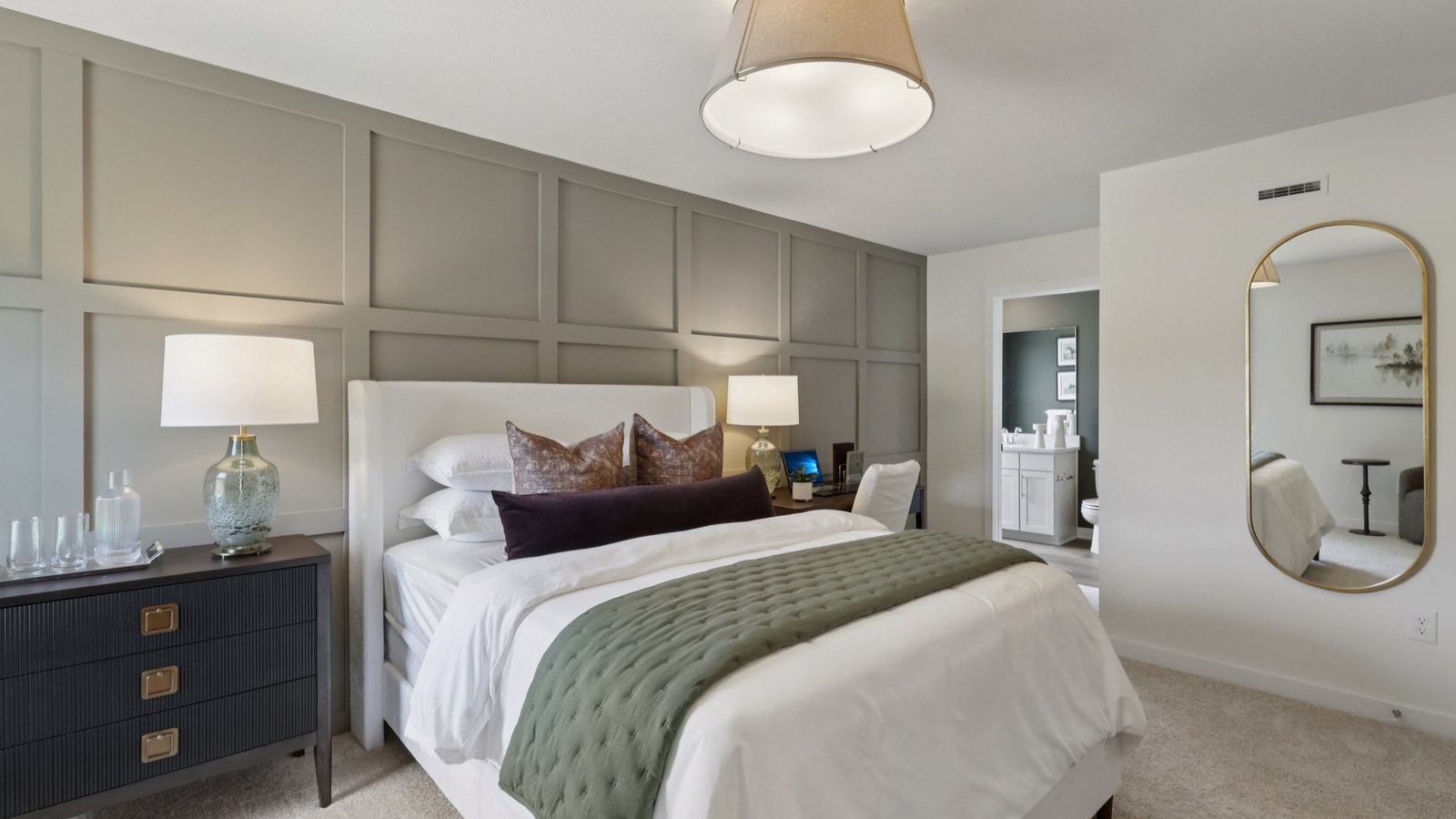 Second bedroom