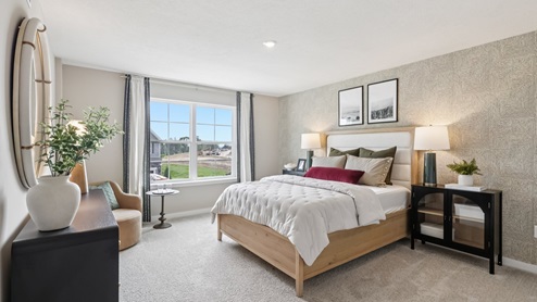 Secondary bedroom with windows