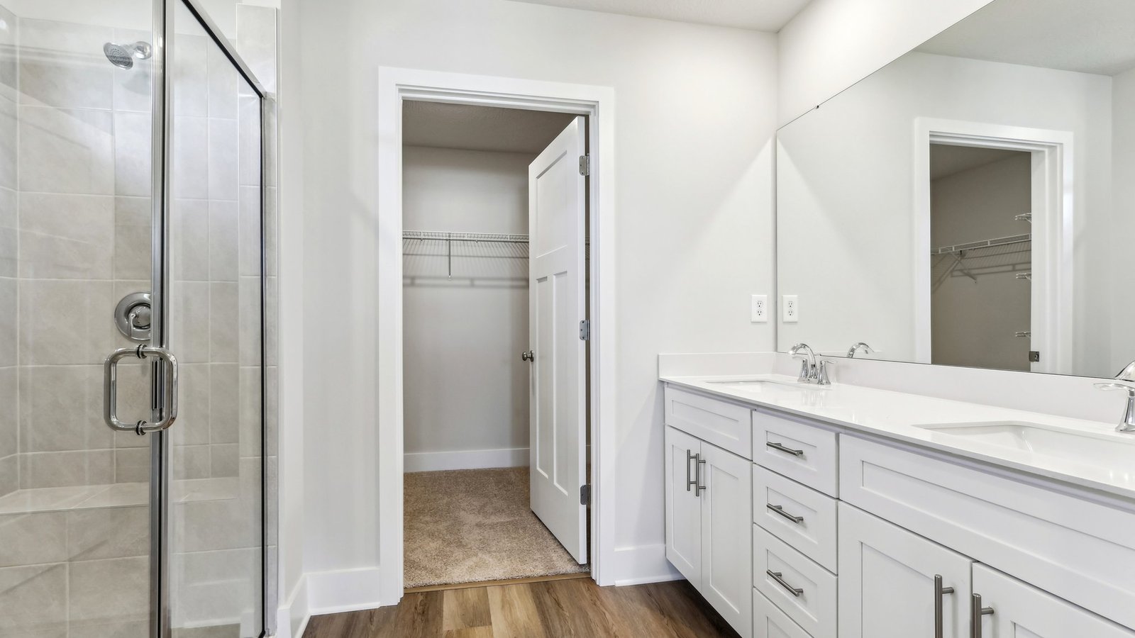 Primary ensuite bathroom