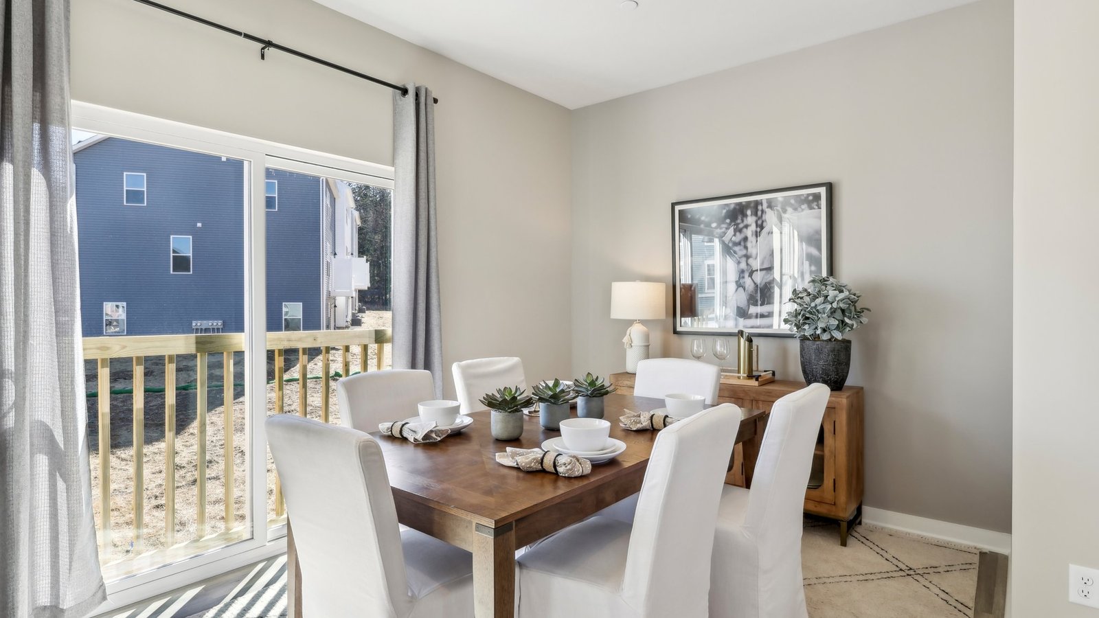 Casual dining area