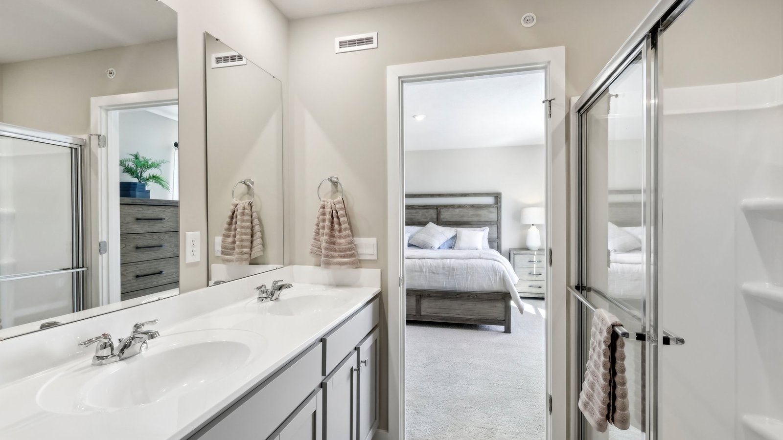 Primary ensuite bathroom